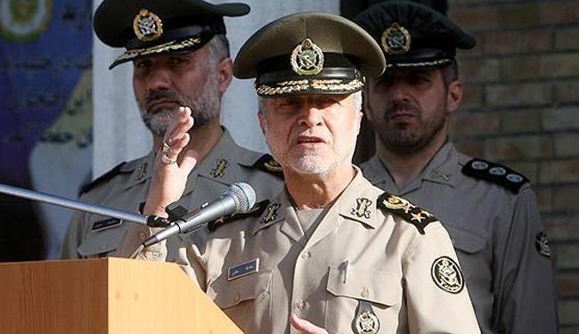 قائد الجيش الايراني: مستعدون لضرب 