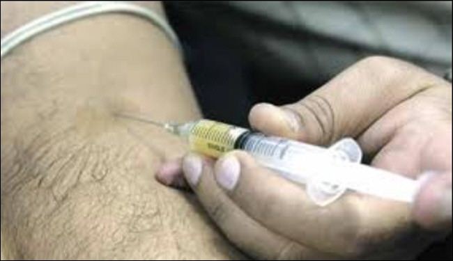 مدمن يخفي جثة والده بين الجدران .. لقبض المعاش