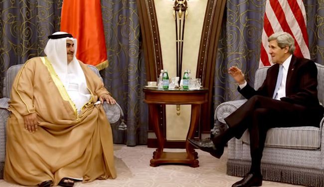 كيري يطالب نظيره البحريني بتعزيز حقوق الانسان