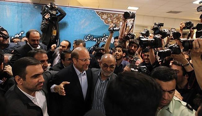 قاليباف وشقيق احمدي نجاد يلتحقان بركب المرشحين+صور