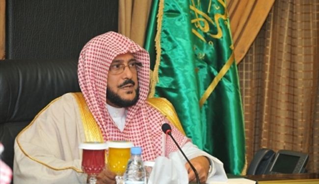 آل الشيخ: من يستخدم تويتر يخسر الدنيا والآخرة