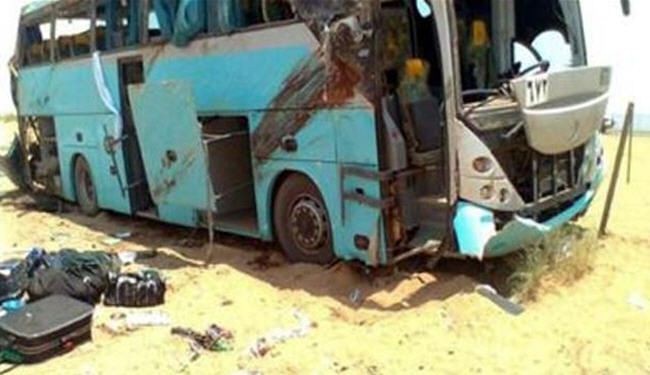 استشهاد 4 زوار ايرانيين بتفجير حافلتهم بالعراق