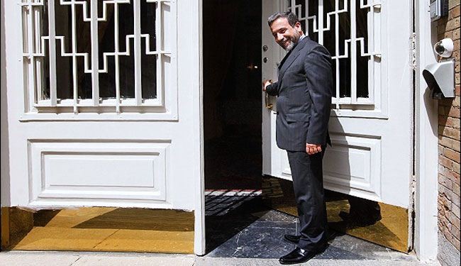 عباس عراقجي يصل أنقرة اليوم الخمیس