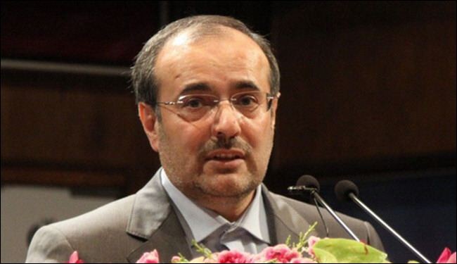 ايران تنجح في ادارة الاقتصاد بنصف عائداتها النفطية