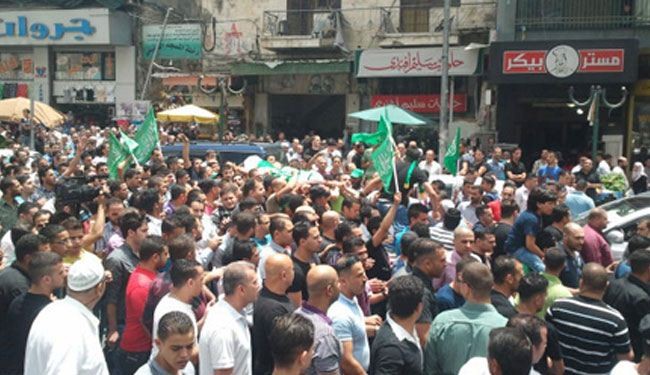 الضفة تثور غضبا على السلطة لملاحقتها للمقاومين