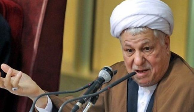 رفسنجاني يدعو روحاني لمعالجة القضايا الاقتصادية