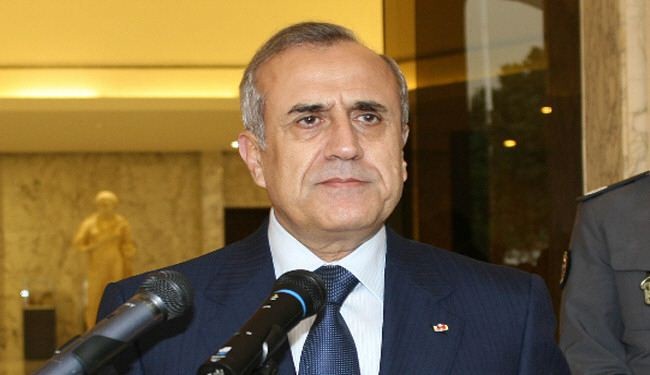 سليمان يدعو لردع اسرائيل عن الاعتداءات على لبنان