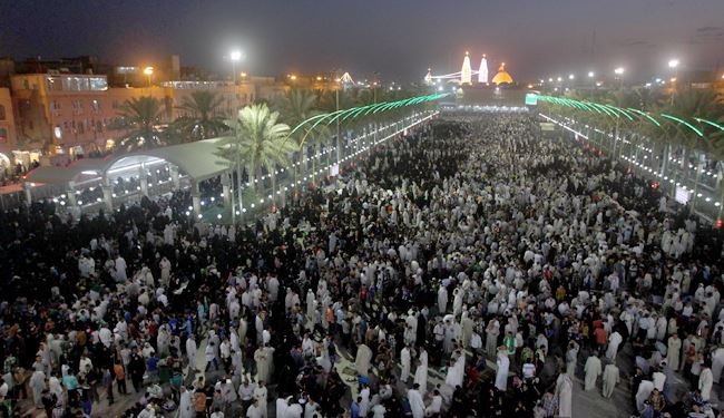 عکسی از بین الحرمین در نیمه شعبان