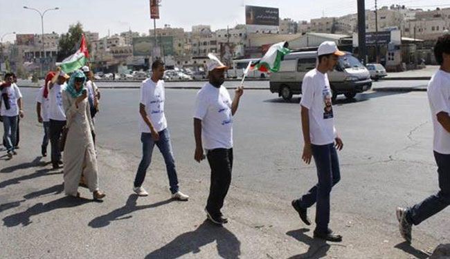 مسيرة في الاردن تضامنا مع الاسرى بسجون الاحتلال
