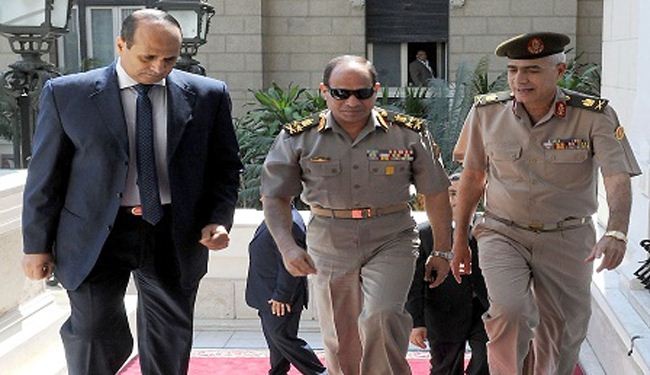 السيسي يجتمع مع البرادعي وشيخ الازهر وبابا الاقباط