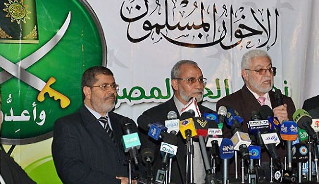 مصر.. منع مرسي وقيادات اخوانية من السفر