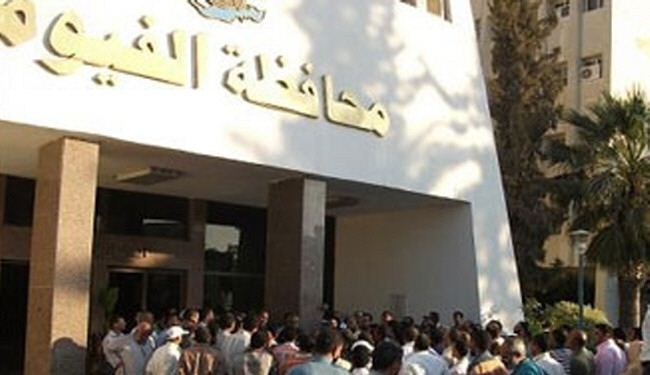 مصر: الفيوم تعلن العصيان المدني حتى عودة مرسي