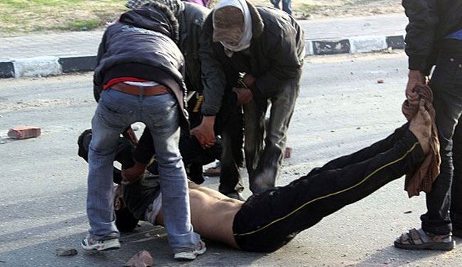 مقتل 34 شخصا باطلاق نار على متظاهرين بالقاهرة