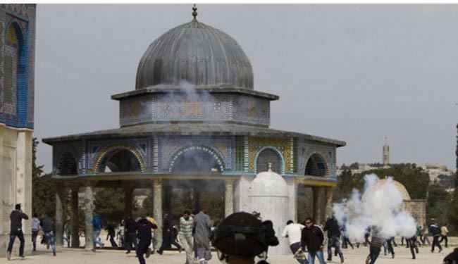 ورود فلسطینی ها به مسجد الاقصي ممنوع شد