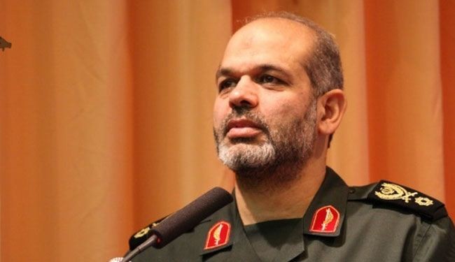 طهران تختبر صواريخ وطائرات بدون طيار حديثة قريبا