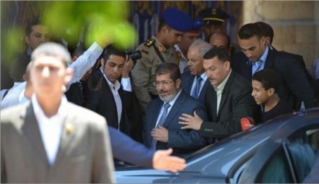 مرسي في مكان امن ولا اتهامات ضده حتى الان