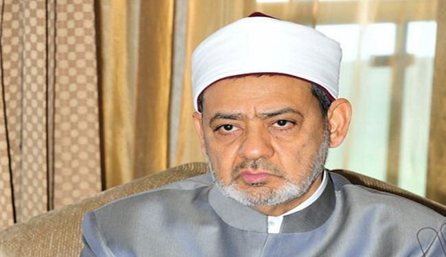 الأزهر يستنكر الاعتداءات على الجيش والشرطة