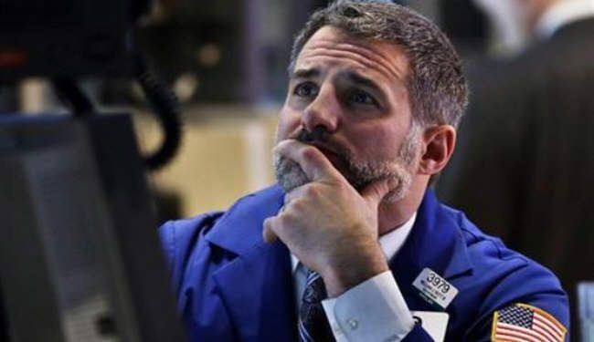 الأسهم الأمريكية تغلق على مكاسب متواضعة