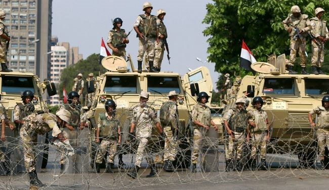 هل تبتعد مصر عن هاوية الحرب الأهلية؟