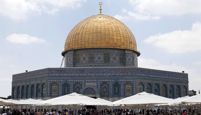 لبنانی ها برای عمل به فرمان امام آماده می شوند