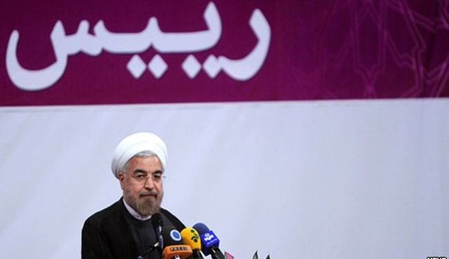 روحاني يتسلم السلطة من احمدي نجاد