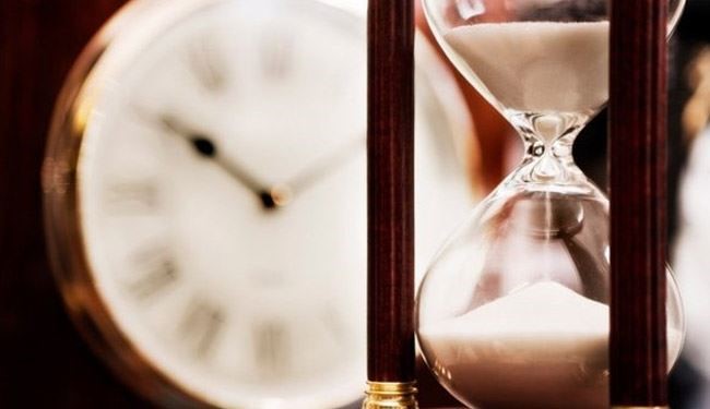 جهاز ليزر شبيه بساعة اليد لحساب العمر المتبقي للانسان