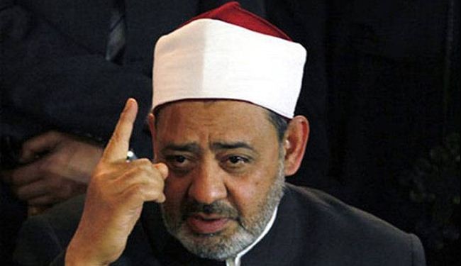 شيخ الازهر يدعو الى ضبط النفس وتغليب صوت العقل