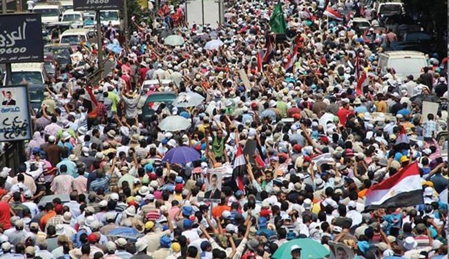 مراسل قناة العالم بالقاهرة يتعرض لاطلاق الرصاص الحي