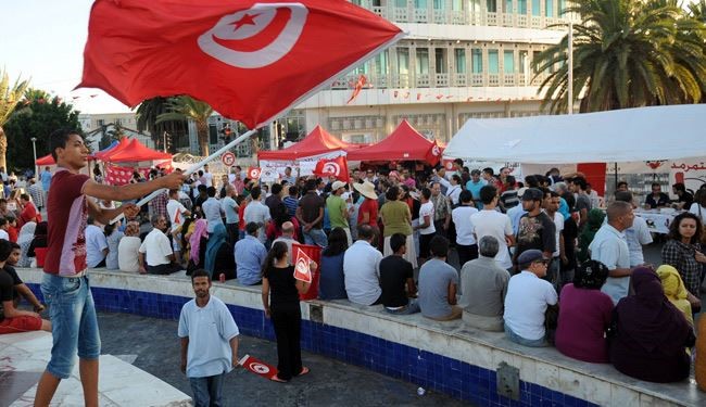 تونس: بحث الأزمة في لقاء 