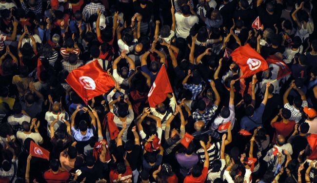 تونس:تداعيات  الإحتكام للشارع