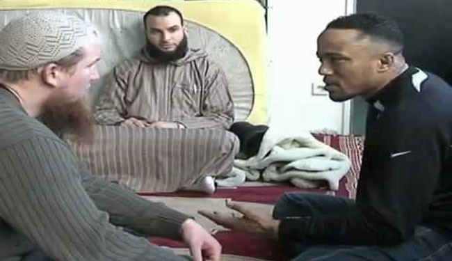 مغنّي ألماني يلتحق بصفوف 