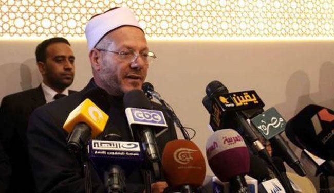 مفتي مصر: حمل السلاح في التظاهرات حرام شرعا