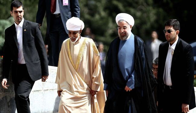 سلطان عمان ينهي زيارته التي استمرت 3 ايام لايران