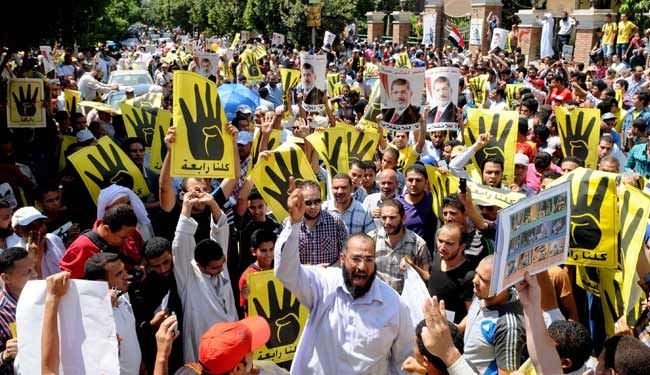 3 قتلى و36 جريحا في اشتباكات بأنحاء مصر