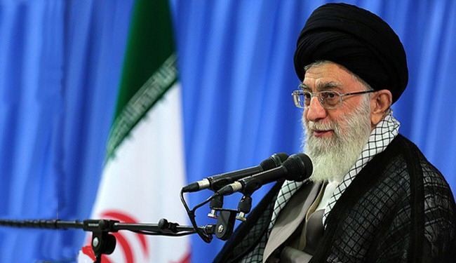 آية الله خامنئي: الثورة الاسلامية انموذج لمناهضة الهيمنة الغربية