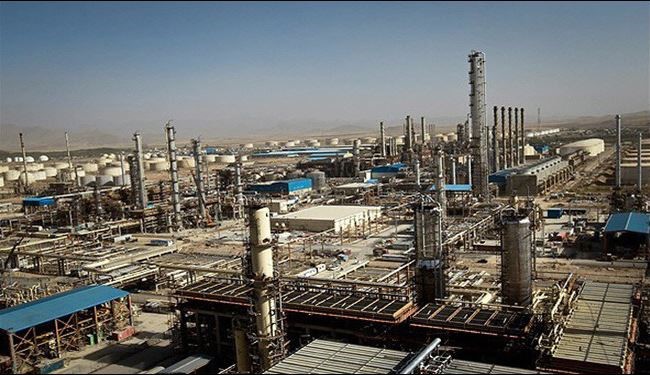 إرتفاع قيمة صادرات إيران البتروكيماوية بنسبة 55 %