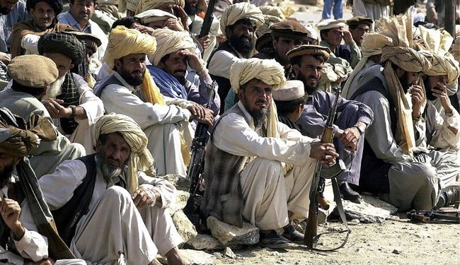 4 قتلى في هجوم بقنابل يدوية على اجتماع قبلي في باكستان