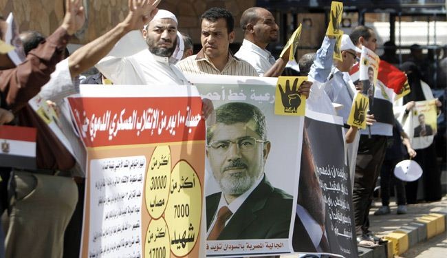 تأجيل محاكمة مرسي ونقله إلى سجن برج العرب