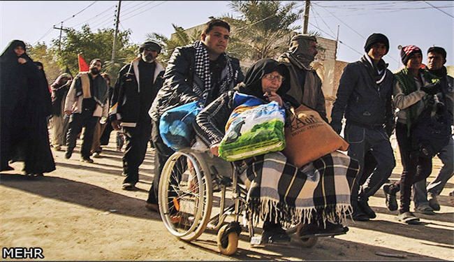 حشود الزوار تتجه الى كربلاء رغم الارهاب وبرودة الجو