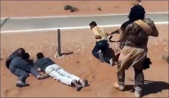 تسارع وتيرة سباق التبرؤ من داعش وفضاعاتها في سوريا