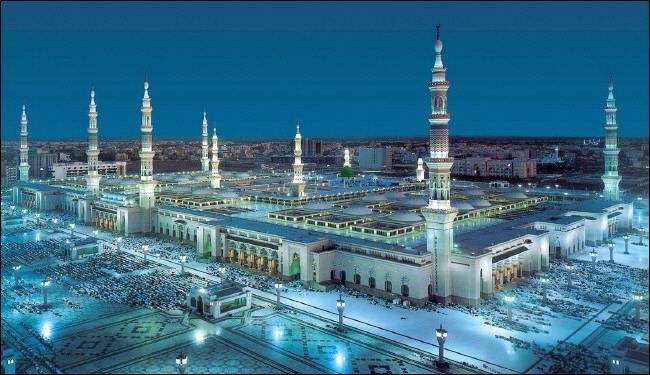 صور بمناسبة ذكرى وفاة سيد الكونين (ص) واستشهاد سبطه الاكبر (ع)