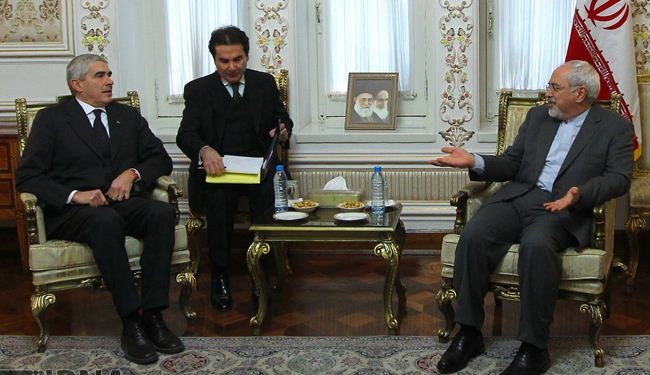 ظریف: ايران تتطلع للتعاون لكنها لا تثق بالغرب