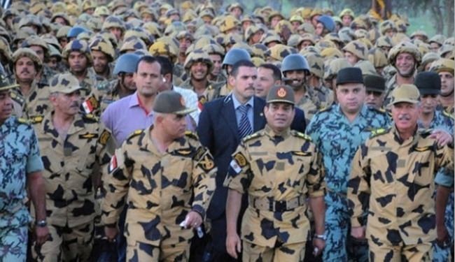 صحيفة لندنية: السيسي يستعد لخلع الزي العسكري خلال ايام