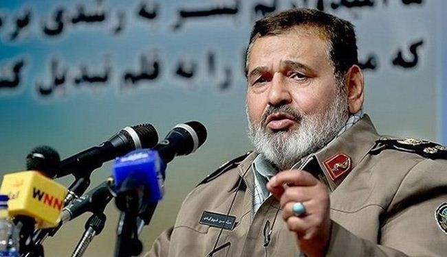 فيروز آبادي: اميركا ارتكبت خطأ فادحا بتهديد ايران بالخيار العسكري