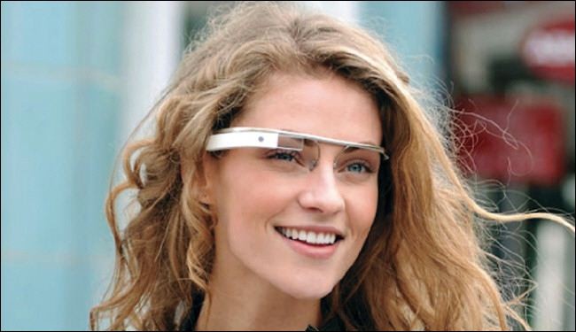 نظارات جوجل الذكية Google Glass تزود لأول مرة بألعاب فيديو مصغرة