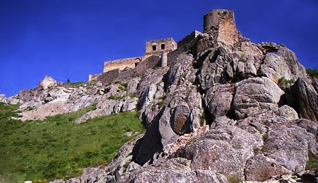 قلعه آوارسین - آذربایجان‌شرقی