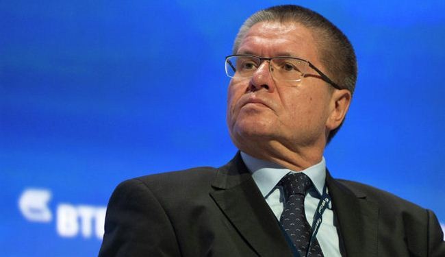 وزیر الاقتصاد الروسي يزور إيران لتعزيز التعاون الاقتصادي والتجاري