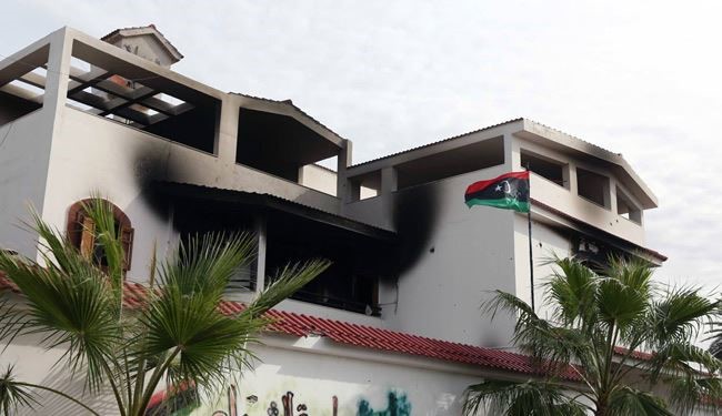 هجوم صاروخي على مقر قناة تلفزيونية خاصة في طرابلس