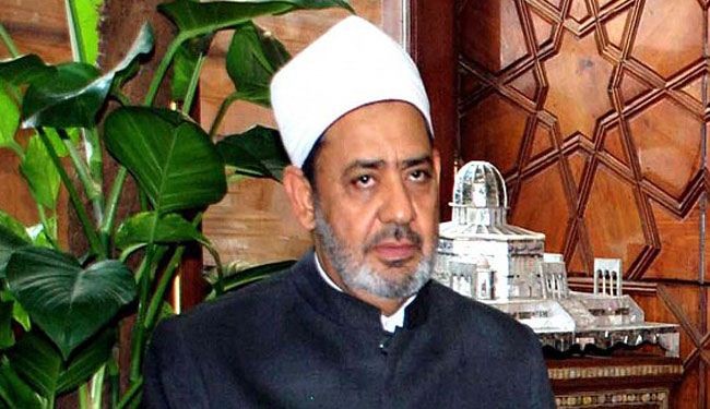 إخوان الكويت یصفون شيخ الأزهر بـ”مفتي الدماء”