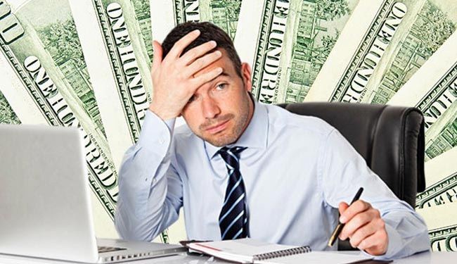 العلماء يحددون العلاقة بين مستوى هرمون الإجهاد والأزمات المالية